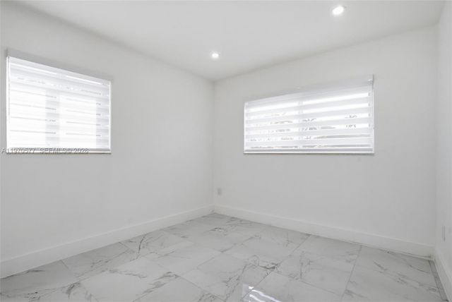 5521 SW 104th Ave, Miami, FL 33165