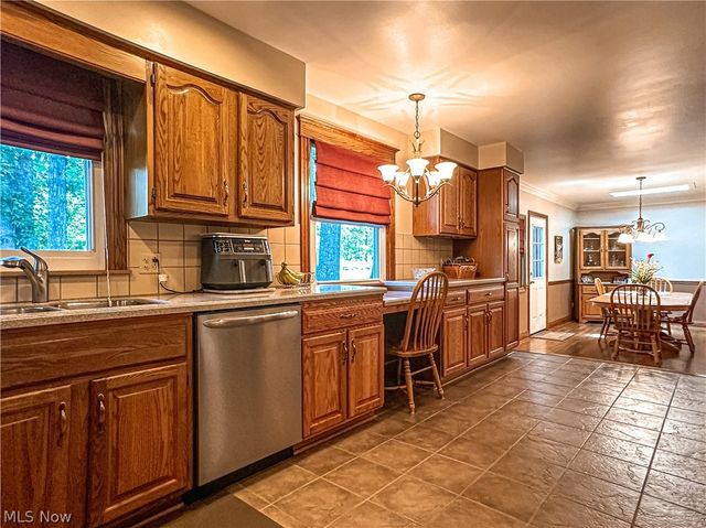 429 Bonnie Brae Avenue, Niles, OH 44446