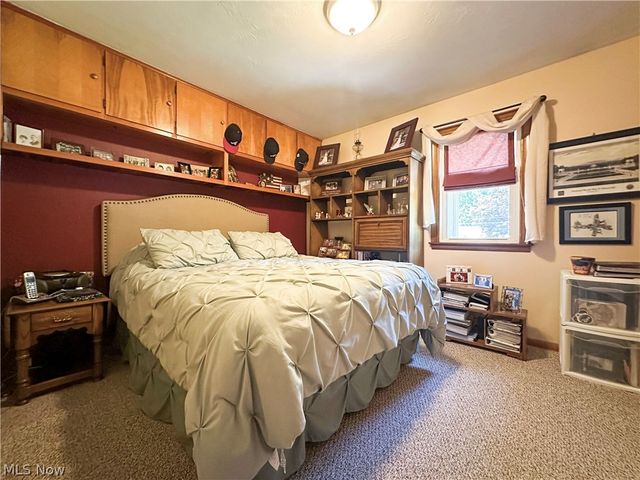 429 Bonnie Brae Avenue, Niles, OH 44446