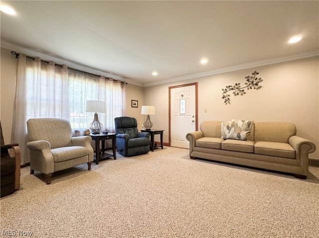 429 Bonnie Brae Avenue, Niles, OH 44446