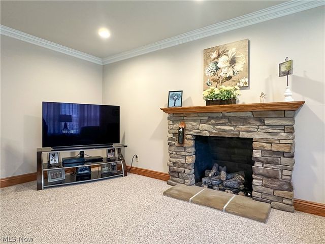429 Bonnie Brae Avenue, Niles, OH 44446