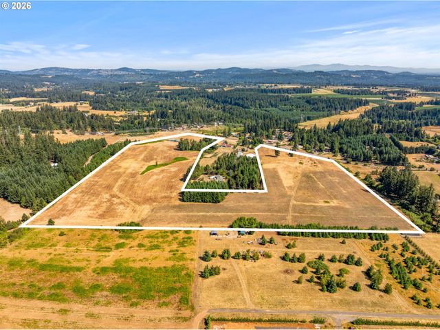 19670 S FISCHERS MILL Rd, Oregon City, OR 97045