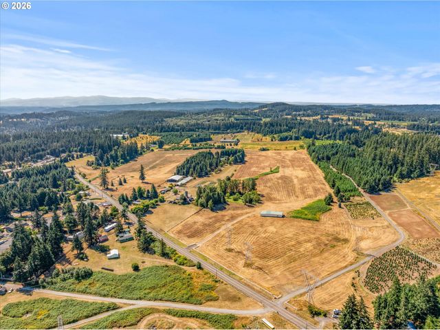 19670 S FISCHERS MILL Rd, Oregon City, OR 97045