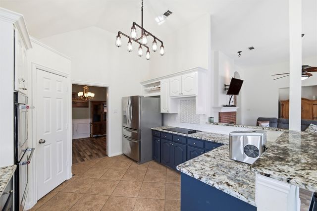 7 Equestrian Court, Mansfield, TX 76063