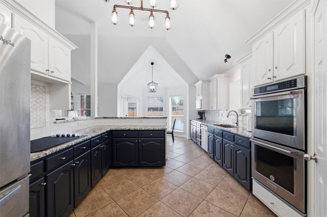 7 Equestrian Court, Mansfield, TX 76063