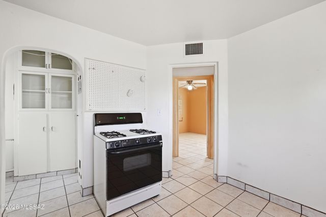 1214 E Alta Vista Street, Tucson, AZ 85719