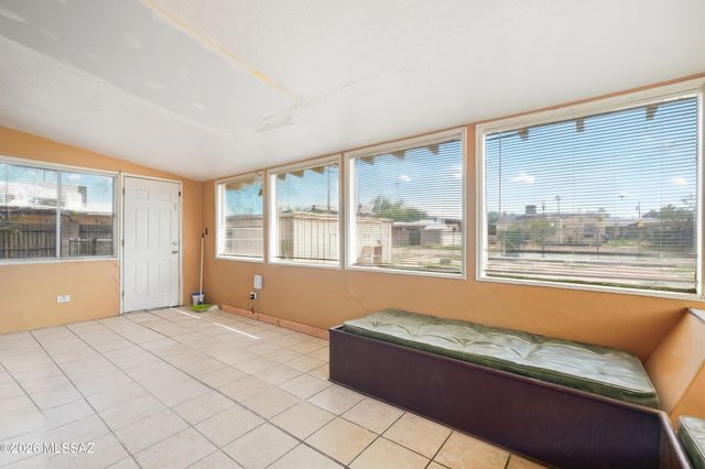 1214 E Alta Vista Street, Tucson, AZ 85719