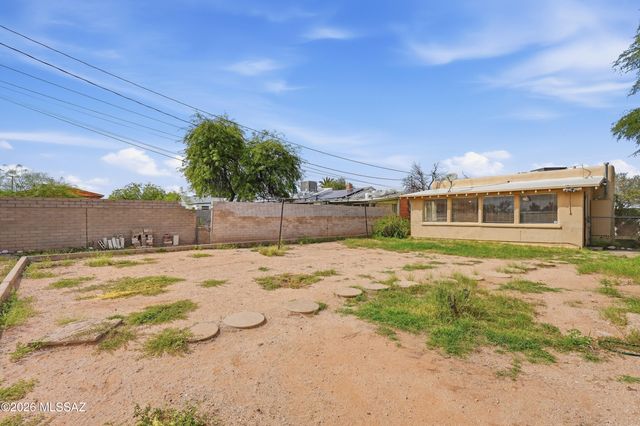 1214 E Alta Vista Street, Tucson, AZ 85719