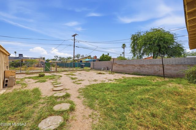 1214 E Alta Vista Street, Tucson, AZ 85719