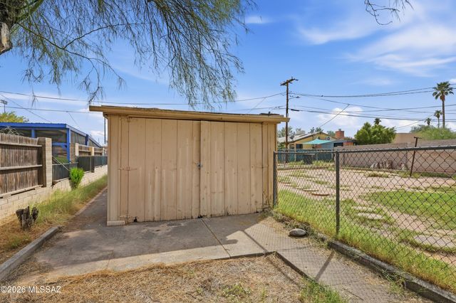 1214 E Alta Vista Street, Tucson, AZ 85719