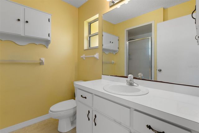 2472 CR 447, Lake Panasoffkee, FL 33538