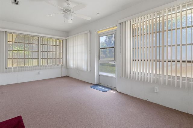 2472 CR 447, Lake Panasoffkee, FL 33538