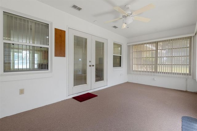 2472 CR 447, Lake Panasoffkee, FL 33538