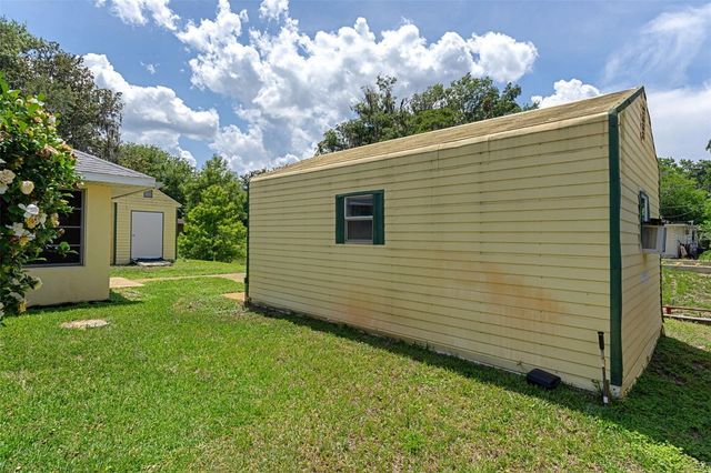 2472 CR 447, Lake Panasoffkee, FL 33538