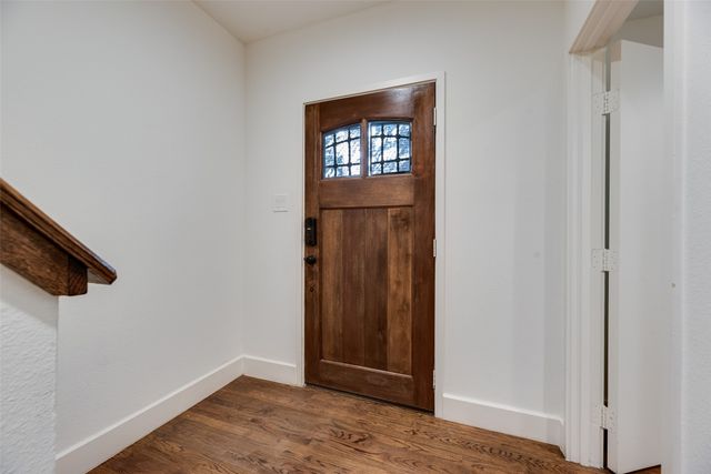 2411 N Hall Street, Dallas, TX 75204