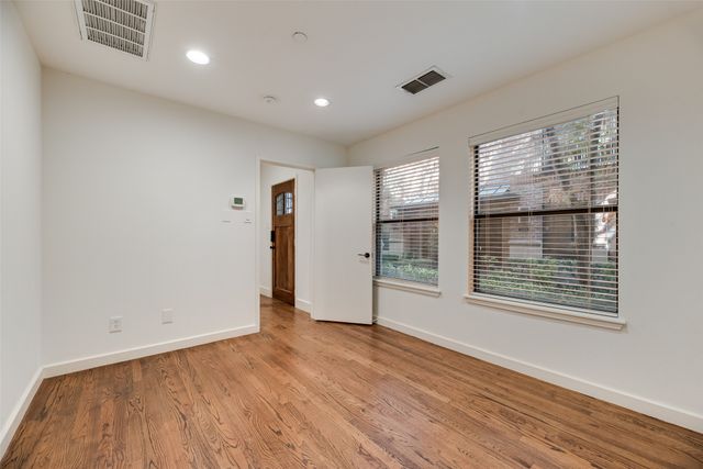 2411 N Hall Street, Dallas, TX 75204