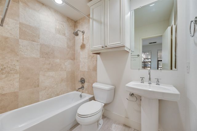 2411 N Hall Street, Dallas, TX 75204