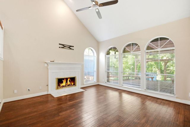 4307 Lakeshore Forest Drive, Missouri City, TX 77459