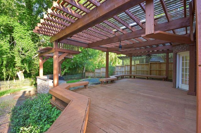 4307 Lakeshore Forest Drive, Missouri City, TX 77459