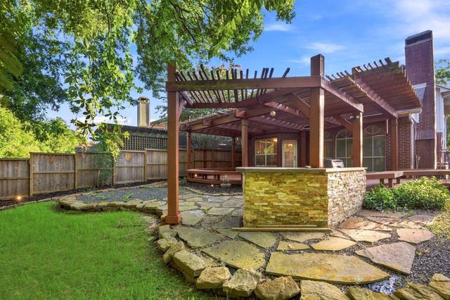 4307 Lakeshore Forest Drive, Missouri City, TX 77459