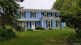 5791 Beauchamp Place, West Bloomfield, MI 48322