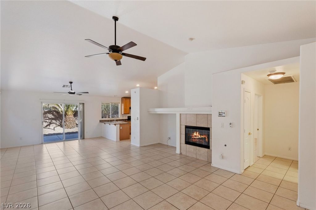 4043 Lilac Creek Court, Las Vegas, NV 89122 — photo 3