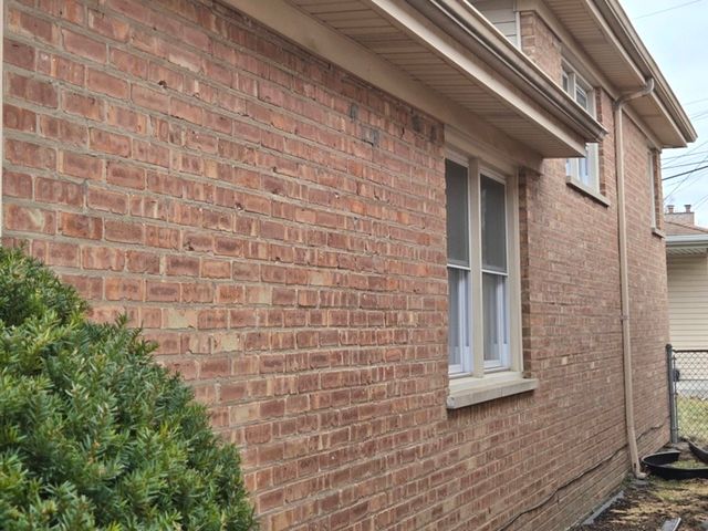 2605 W 83rd Place, Chicago, IL 60652