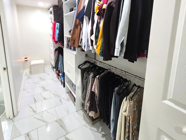 2605 W 83rd Place, Chicago, IL 60652