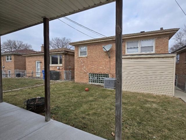 2605 W 83rd Place, Chicago, IL 60652