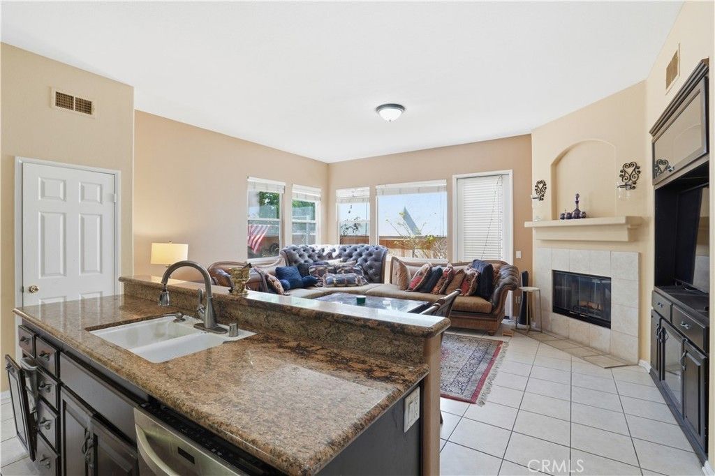 Image 15 of property listing at 11334 W San Raphael Driveway, San Diego, CA 92130