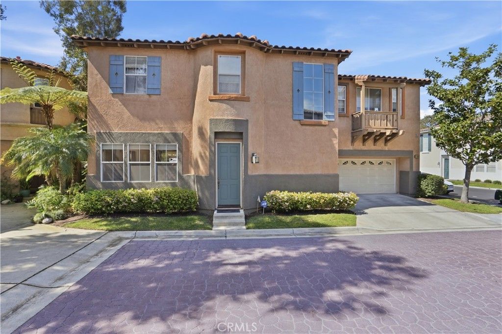 Image 2 of property listing at 11334 W San Raphael Driveway, San Diego, CA 92130