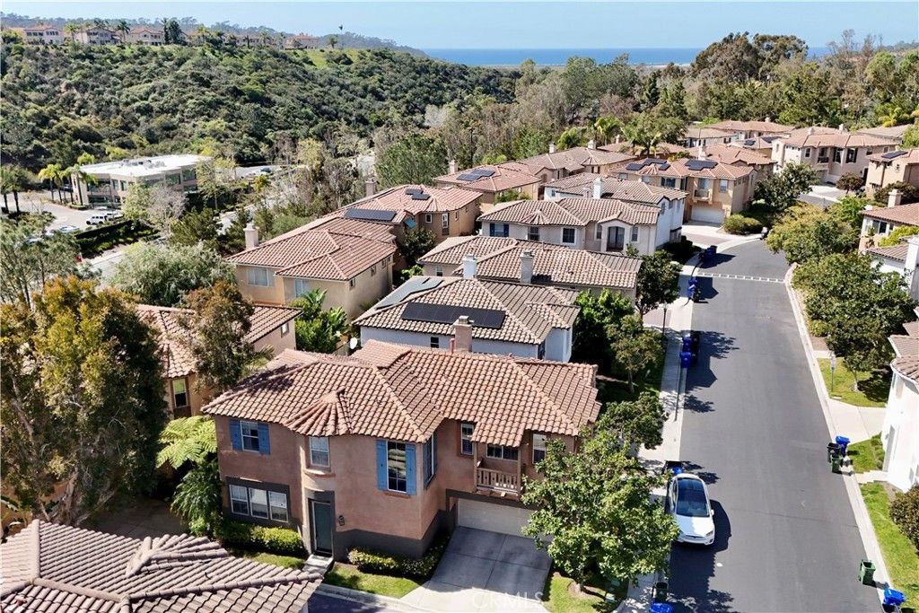 Image 5 of property listing at 11334 W San Raphael Driveway, San Diego, CA 92130