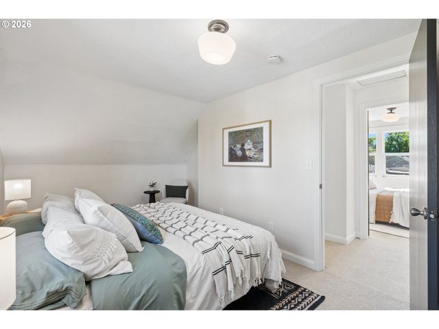 6335 N DETROIT Ave, Portland, OR 97217