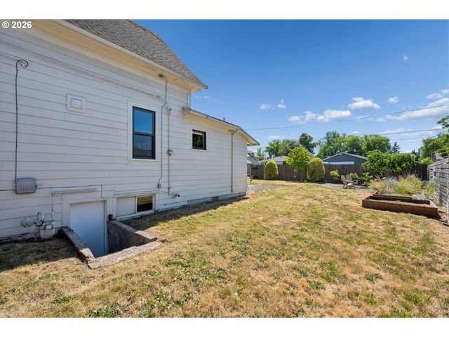 6335 N DETROIT Ave, Portland, OR 97217