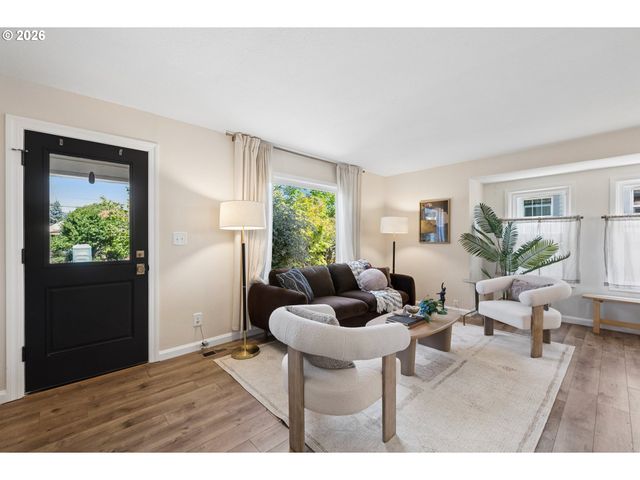 6335 N DETROIT Ave, Portland, OR 97217