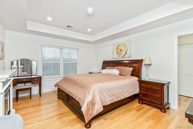 15 Shaw Lane, East Moriches, NY 11940