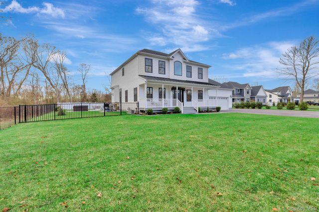 15 Shaw Lane, East Moriches, NY 11940