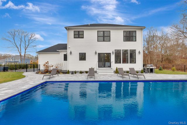 15 Shaw Lane, East Moriches, NY 11940