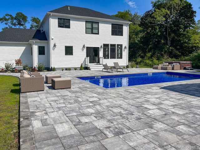 15 Shaw Lane, East Moriches, NY 11940