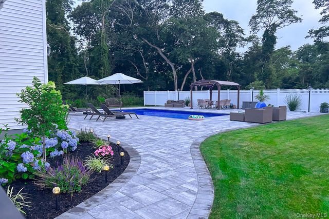 15 Shaw Lane, East Moriches, NY 11940