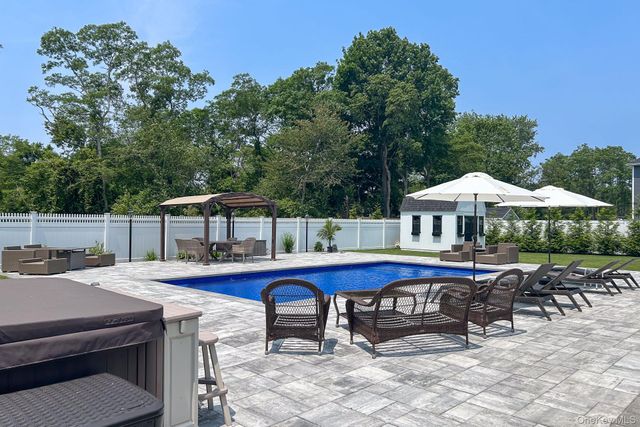 15 Shaw Lane, East Moriches, NY 11940