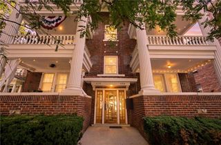 4316 Oak #3S Street, Kansas City, MO 64111