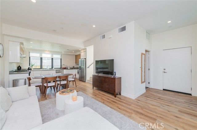 511 N Santa Anita, Arcadia, CA 91006