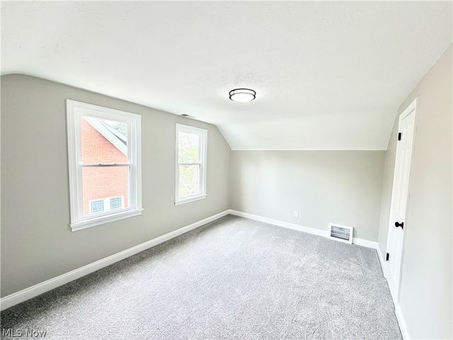 21060 Naumann Avenue, Euclid, OH 44123