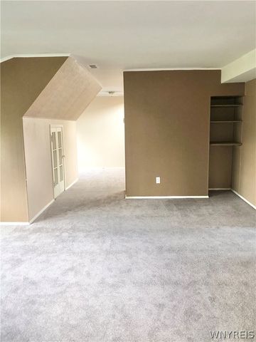 83 Norwood Avenue 3rd Floor, Buffalo, NY 14222