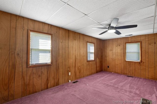 1934 Division Street, New Albany, IN 47150