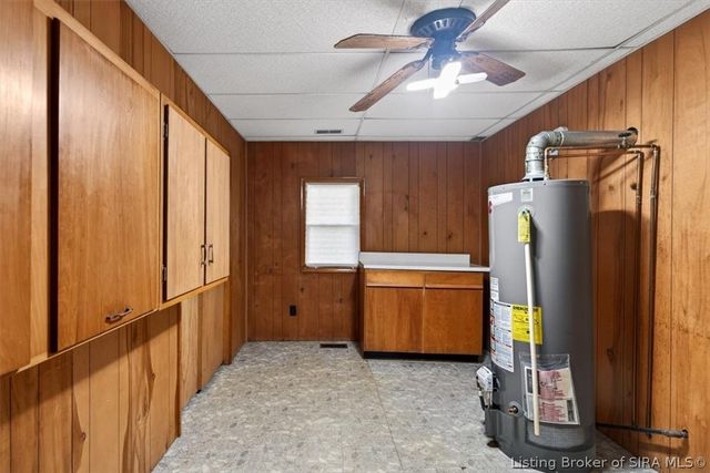 1934 Division Street, New Albany, IN 47150