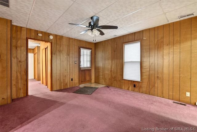 1934 Division Street, New Albany, IN 47150