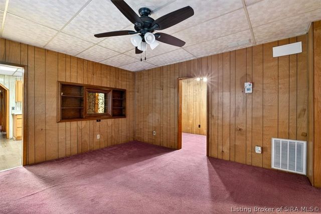 1934 Division Street, New Albany, IN 47150