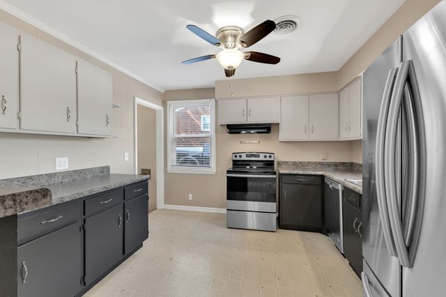 4804 E Longdale Dr, Nashville, TN 37211